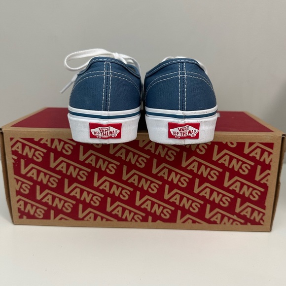 VANS Men’s Authentic Shoe Navy blue/True white | unisex Excellent condition - Picture 6 of 10